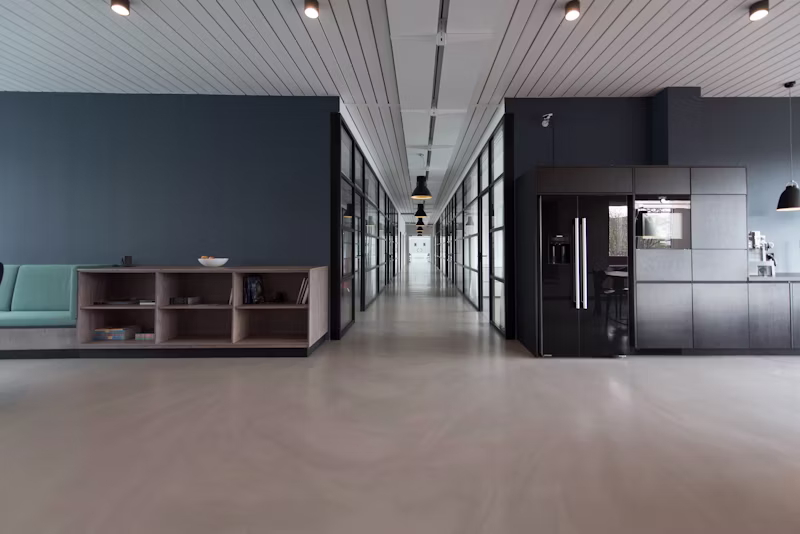 Unser Büro in Berlin-Mitte Modernes Büro der DigitalGrowth Agentur in Berlin mit Arbeitsplätzen